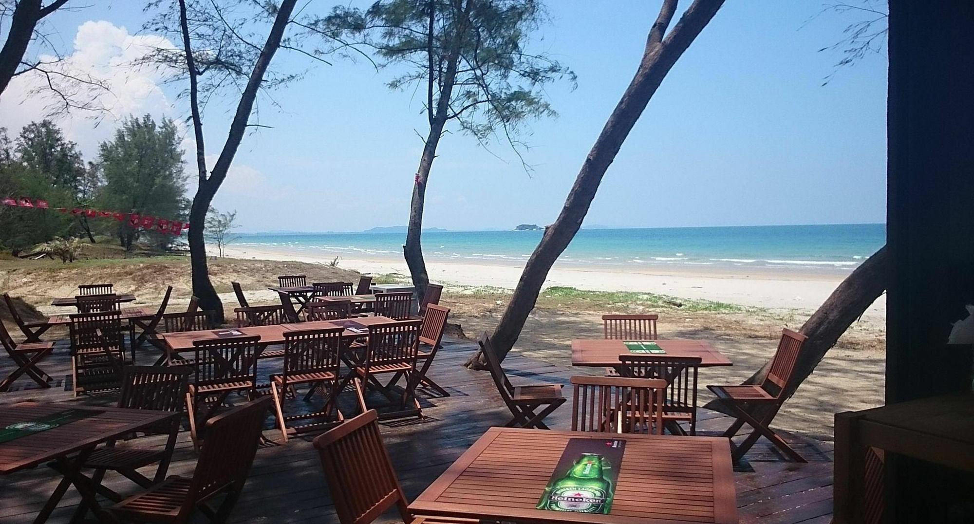 Samsuria Beach Resort&Residence Cherating Exterior foto